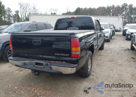 2002 Chevrolet Silverado 1500 Ls z USA, uszkodzony, nr VIN 2GCEC19T821408642